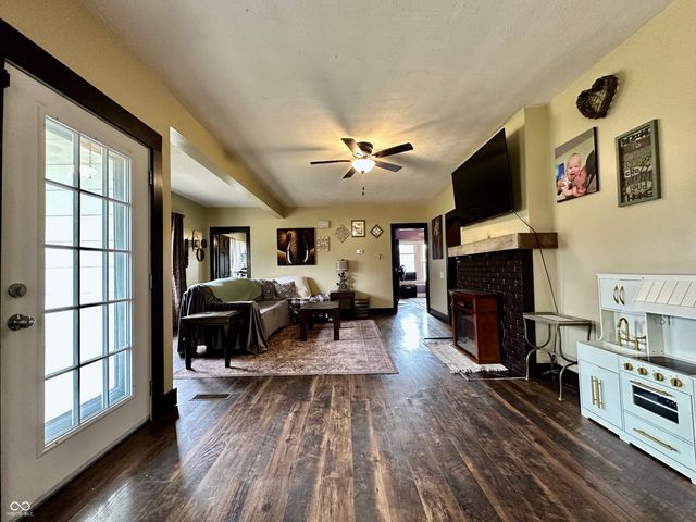 4168 S County Road 325 W, Greencastle, IN 46135