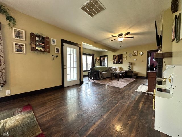 4168 S County Road 325 W, Greencastle, IN 46135