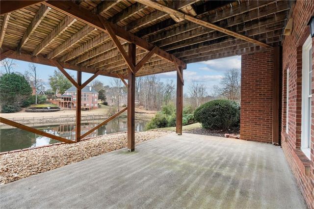 870 Longstone Landing, Alpharetta, GA 30022