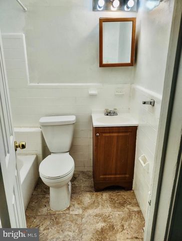 3162 BUENA VISTA TER SE, Washington, DC 20020