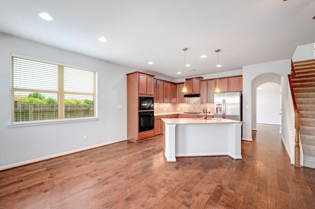 176 Flannery LN, Buda, TX 78610
