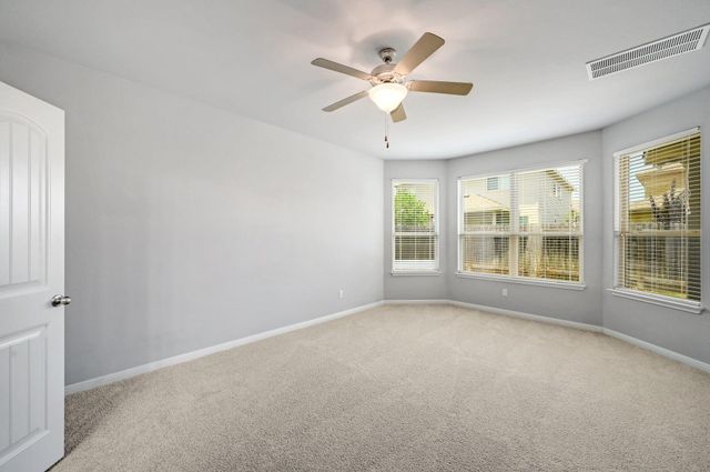 176 Flannery LN, Buda, TX 78610