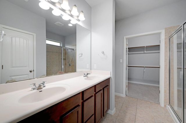 176 Flannery LN, Buda, TX 78610