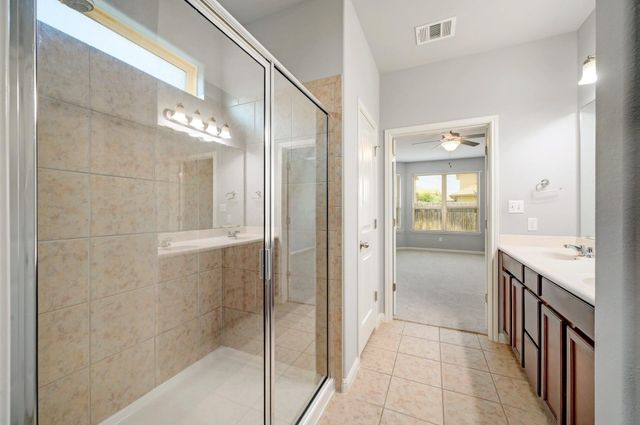 176 Flannery LN, Buda, TX 78610