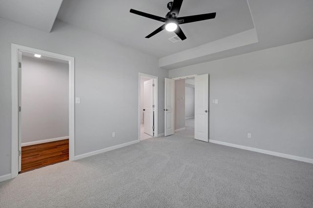 176 Flannery LN, Buda, TX 78610