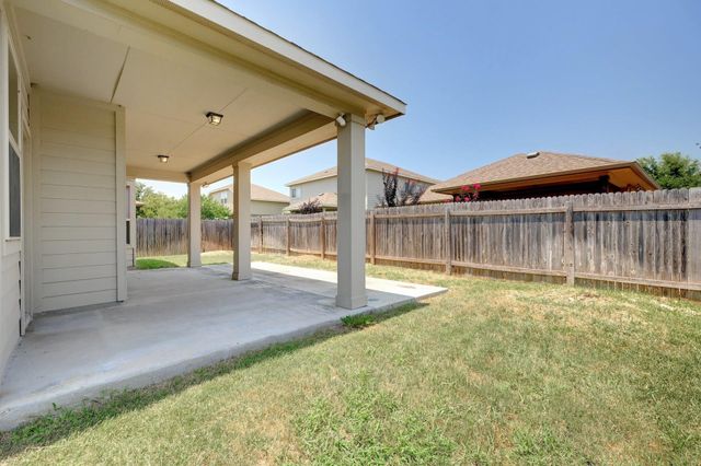 176 Flannery LN, Buda, TX 78610