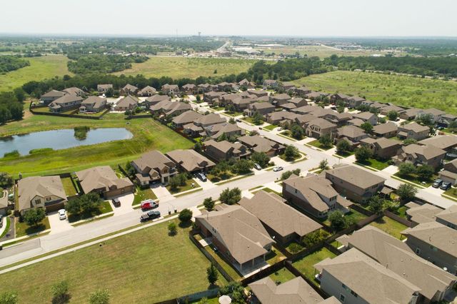 176 Flannery LN, Buda, TX 78610