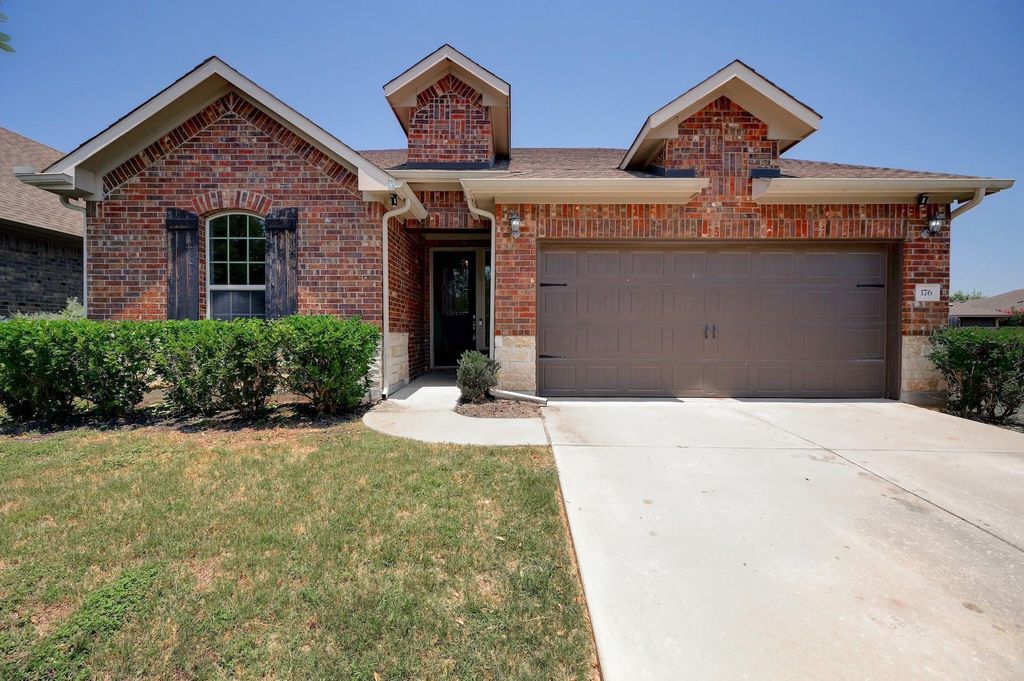176 Flannery LN, Buda, TX 78610