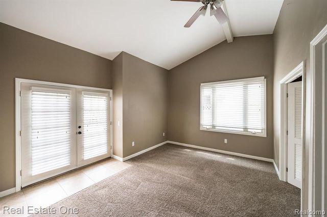 353 S Webik Avenue, Clawson, MI 48017