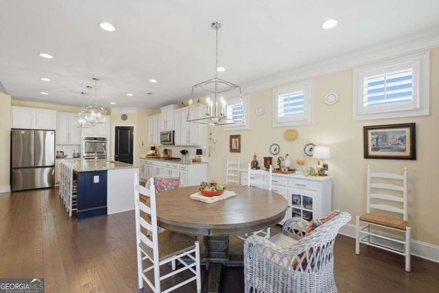 5040 Mirror Lake Drive, Cumming, GA 30028