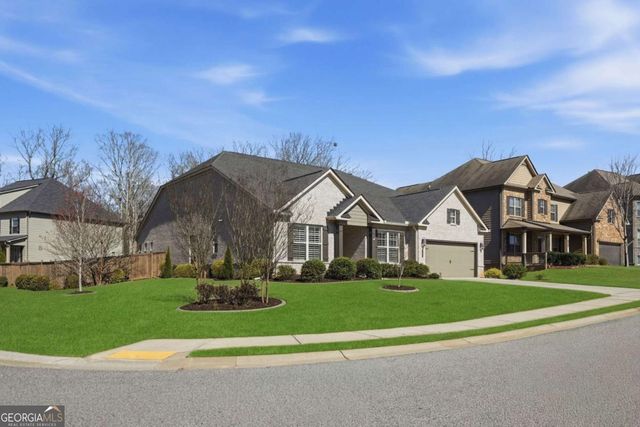 5040 Mirror Lake Drive, Cumming, GA 30028