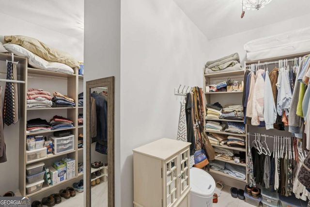 5040 Mirror Lake Drive, Cumming, GA 30028