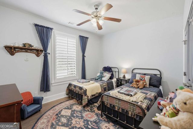 5040 Mirror Lake Drive, Cumming, GA 30028