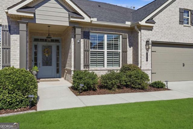 5040 Mirror Lake Drive, Cumming, GA 30028