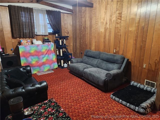 1108 E 10th Street, Lumberton, NC 28358