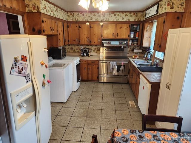 1108 E 10th Street, Lumberton, NC 28358