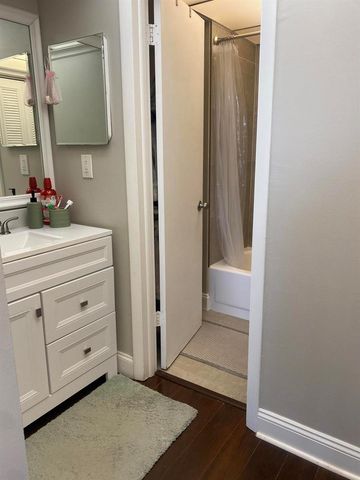 9 Royal Palm Way 403, Boca Raton, FL 33432