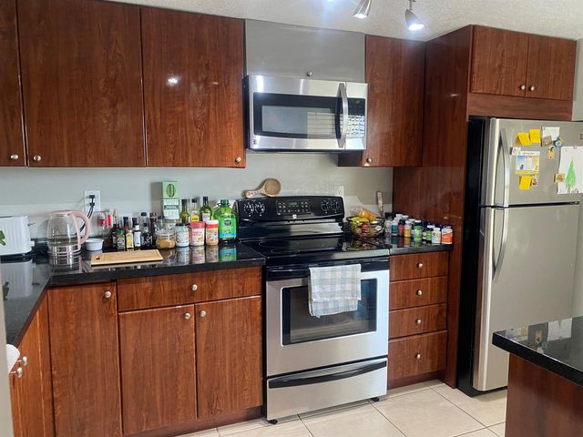 9 Royal Palm Way 403, Boca Raton, FL 33432