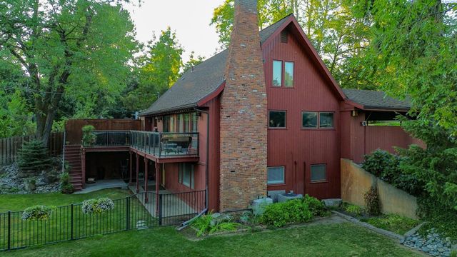 305 NW Janet St, Pullman, WA 99163