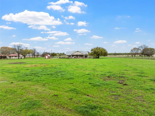 602 Downsville Road, Robinson, TX 76706