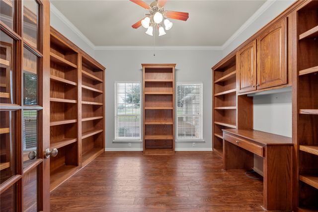 602 Downsville Road, Robinson, TX 76706