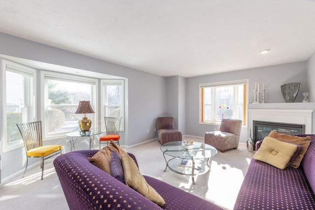 140 Algonquin Trl 140, Ashland, MA 01721