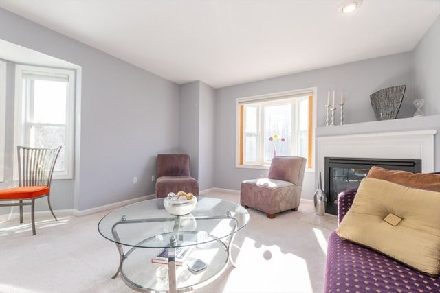 140 Algonquin Trl 140, Ashland, MA 01721