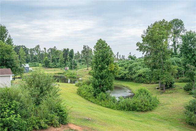 57 Natures Cove Road, Newnan, GA 30263