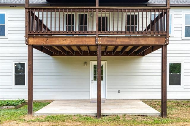 57 Natures Cove Road, Newnan, GA 30263
