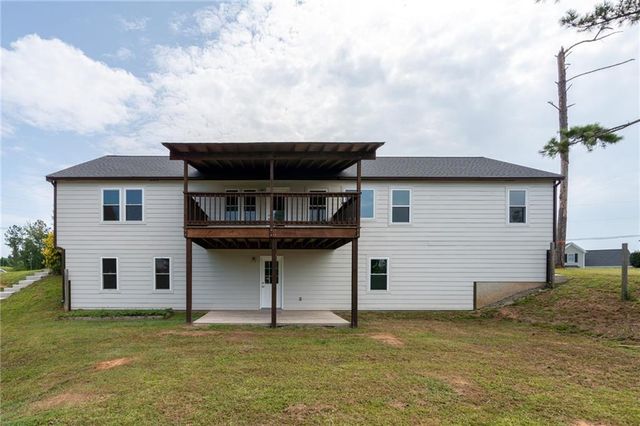 57 Natures Cove Road, Newnan, GA 30263