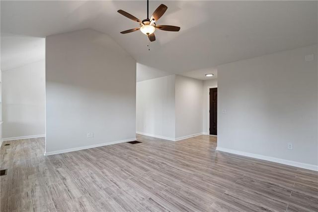 57 Natures Cove Road, Newnan, GA 30263