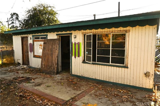 217 Iowa, Riverside, CA 92507