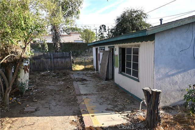 217 Iowa, Riverside, CA 92507