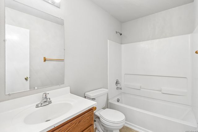 111 AUTUMN PASS, San Antonio, TX 78245