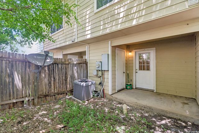 111 AUTUMN PASS, San Antonio, TX 78245