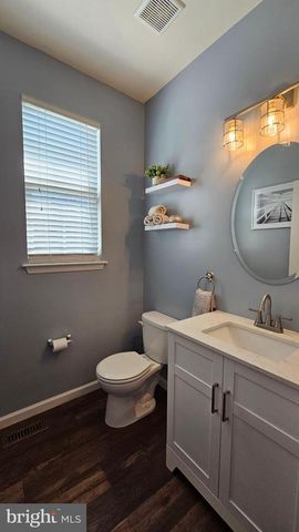 114 LAUREN CT, Landisville, NJ 08326