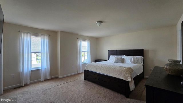 114 LAUREN CT, Landisville, NJ 08326