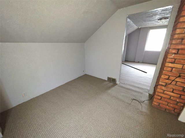 8850 Farmbrook Street, Detroit, MI 48224