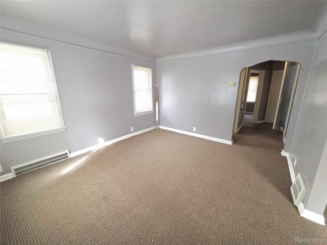 8850 Farmbrook Street, Detroit, MI 48224