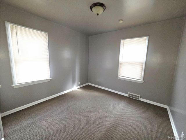 8850 Farmbrook Street, Detroit, MI 48224