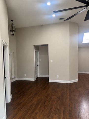 1309 Brookfield Drive, Rowlett, TX 75089