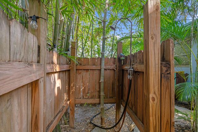 314 S M St Street, Lake Worth Beach, FL 33460