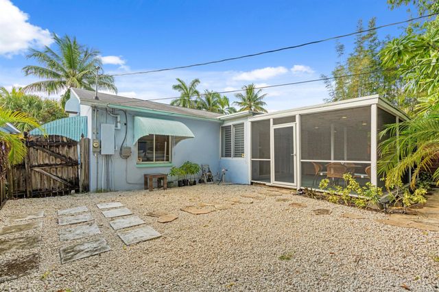 314 S M St Street, Lake Worth Beach, FL 33460