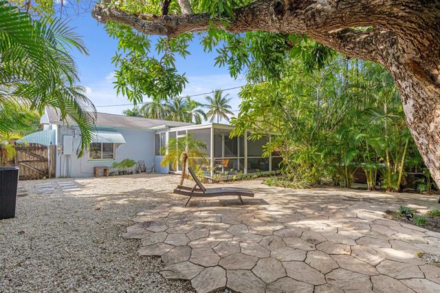 314 S M St Street, Lake Worth Beach, FL 33460