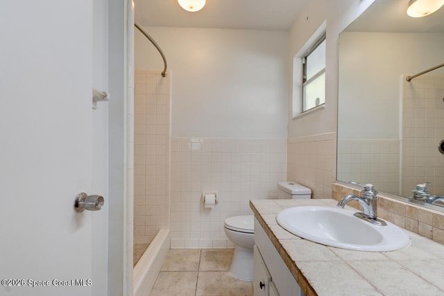 922 Locust Street, New Smyrna Beach, FL 32169