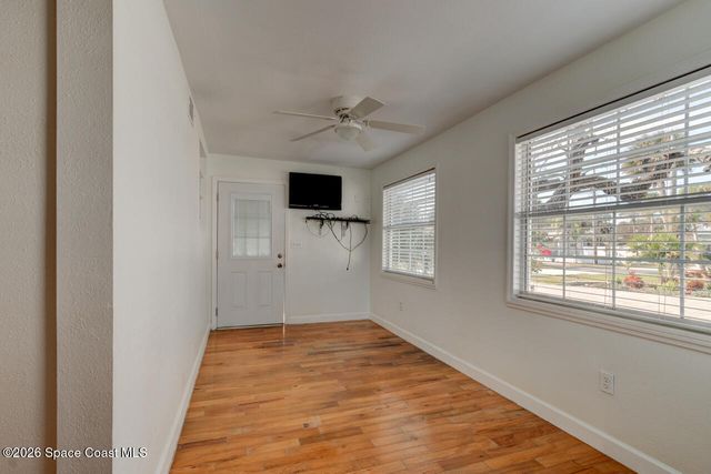 922 Locust Street, New Smyrna Beach, FL 32169