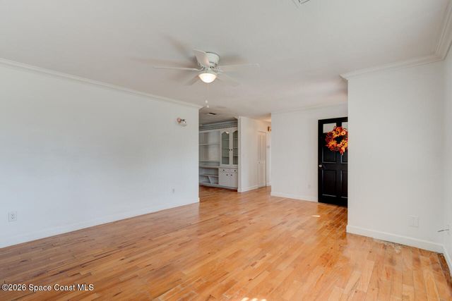 922 Locust Street, New Smyrna Beach, FL 32169