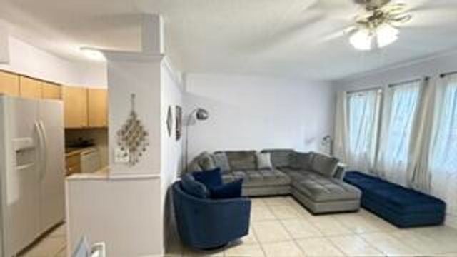 725 SW 11th Avenue 6F, Hallandale Beach, FL 33009