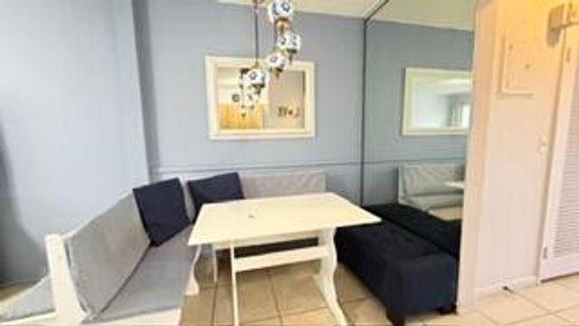 725 SW 11th Avenue 6F, Hallandale Beach, FL 33009