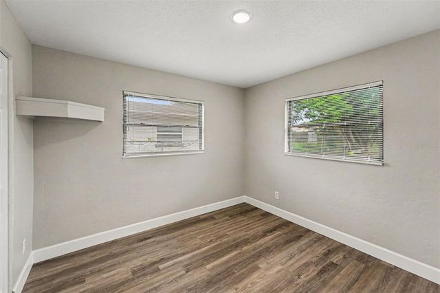 4041 53RD AVENUE N, St Petersburg, FL 33714